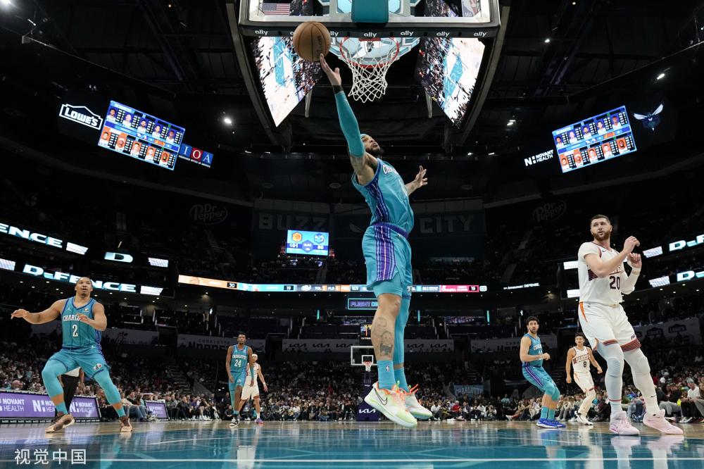 看到两支球 看到两支球