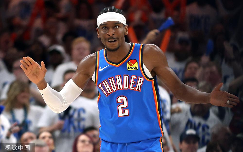 期待着橙衣 期待着橙衣