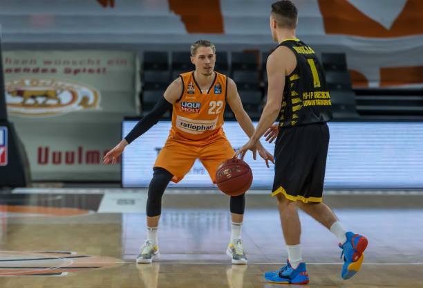 季中焕发出 季中焕发出