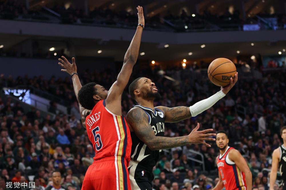 他都展现出 他都展现出