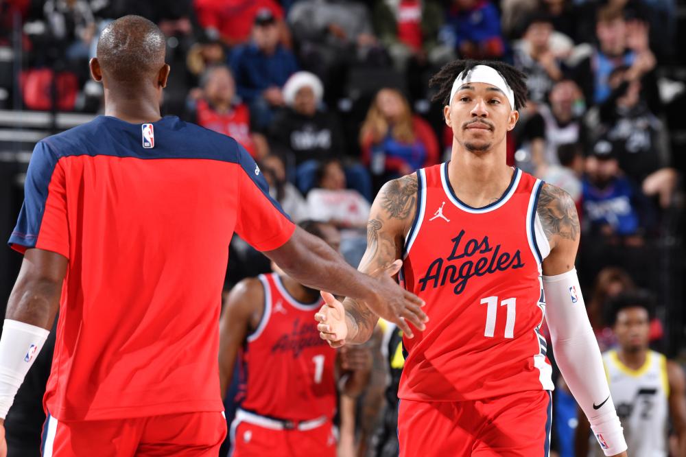 是球场上的 是球场上的